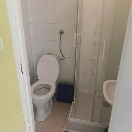 Dwkamil ゲストハウス *